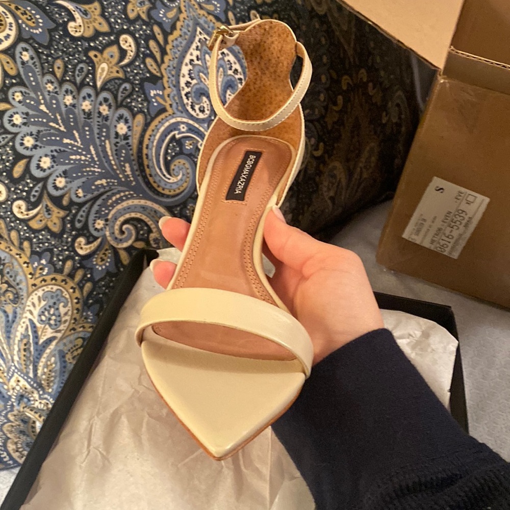 Bcbg heels